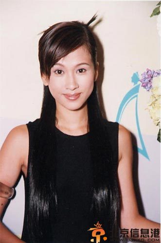 文颂娴演过三级有哪些 车震修成正果夫妻恩爱