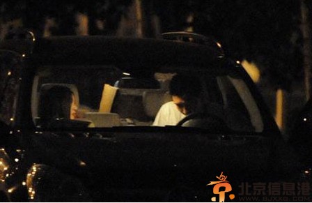 蒋雯丽老公顾长卫车震门后 网爆蒋雯丽在外面也有人