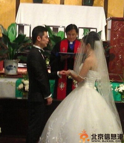 曹征老婆是谁个人资料 与宋茶茶结婚爆儿子照片