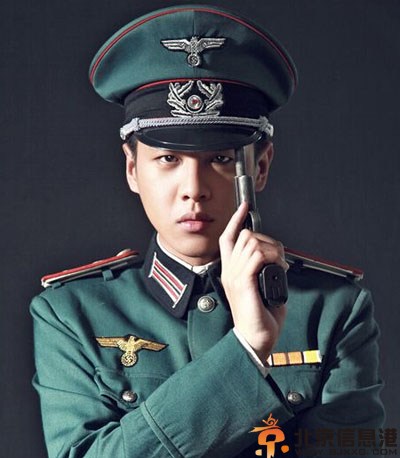 张若昀的父亲是谁揭个人资料 系导演张健儿子