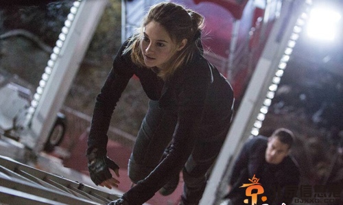 电影分歧者异类觉醒剧情介绍演员表 定档2014年9月8日