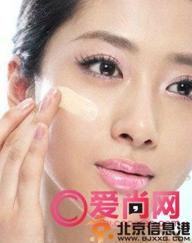 5招教你毛孔粗大怎样打底妆