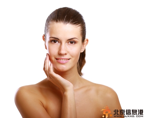 正确的护肤步骤盘点 让你的皮肤越来越好