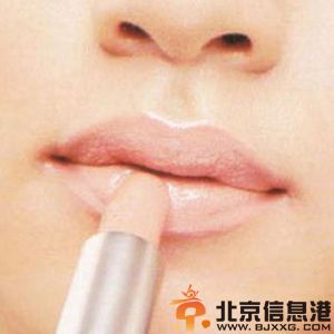 7步让五官立体深邃 打造惊艳欧美混血妆