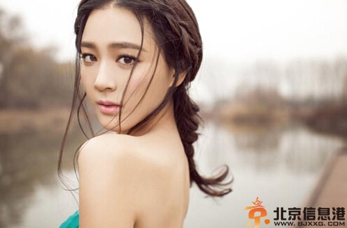 华娇个人资料微博生活照 兰陵王妃饰颜婉揭年龄