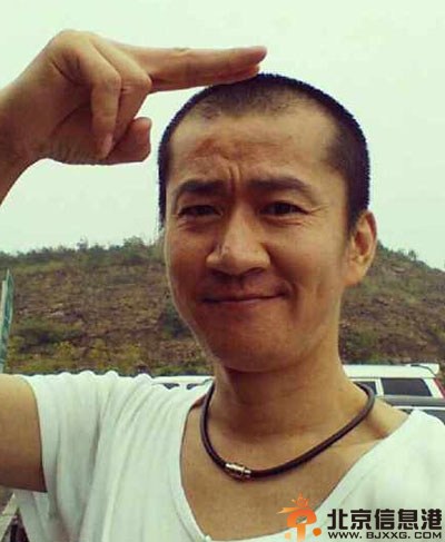 李嘉明个人资料微博照片 演电视剧新雪豹引关注