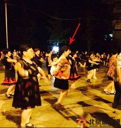 搞笑图片神仙鸡 呃应该叫菊花鸡才对