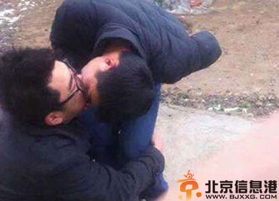 亮点图大爷是准备一夜暴富了 现在导游蛮拼的