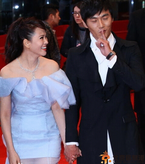 秦昊老婆是谁揭家庭背景资料 求婚女友伊能静