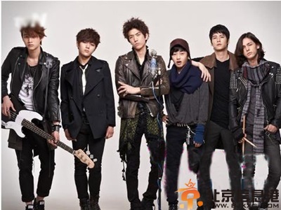 电视剧闭嘴花美男乐队剧情介绍演员表1-16结局