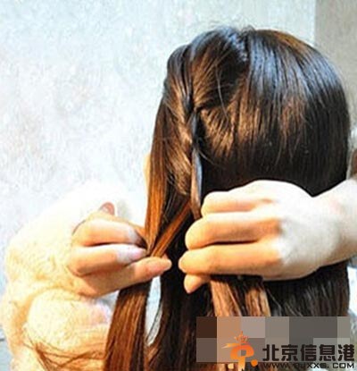 韩式辫子的编法图解 学习韩式辫子的扎法