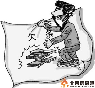 小偷扔保险柜失主晒百万现金 奇葩笨贼大盘点