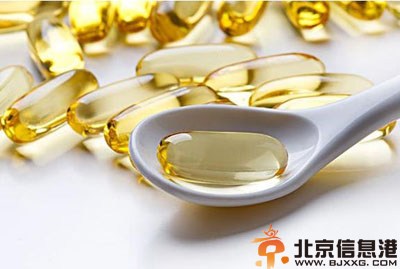 教你如何自制去眼袋的眼膜 让你摆脱熊猫眼