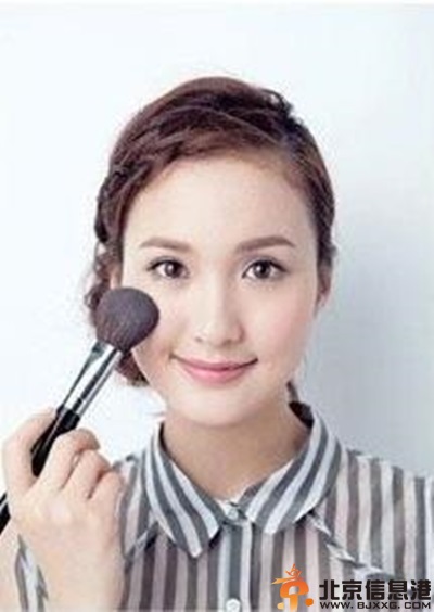 化裸妆的步骤是什么 在最快的时间里完成裸妆