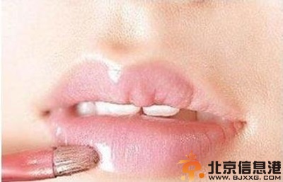 化裸妆的步骤是什么 在最快的时间里完成裸妆