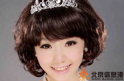 揭秘性感可爱短发新娘 短发新娘也能更美丽