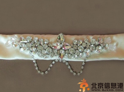 新娘配饰有哪些 新娘必备配饰大全