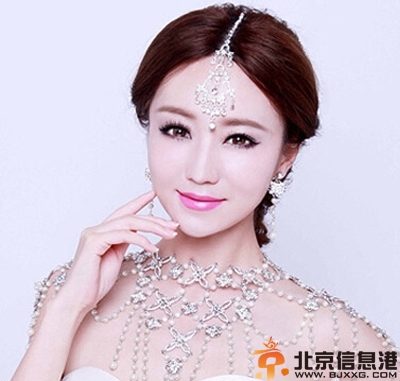 韩式新娘婚纱发型推荐 助你打造唯美新娘