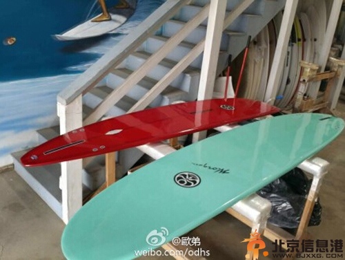 步总是谁揭微博照片 疑欧弟女友郑元灿资料曝光