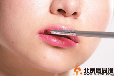 韩式新娘妆的画法步骤图解 打造韩式清新妆容