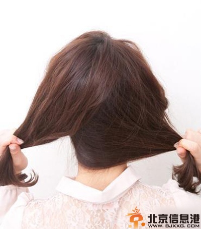 中长发怎么扎好看 新式扎发教程图解来帮你