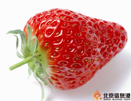 教你自己怎么做补水面膜 最好的秋季DIY面膜推荐