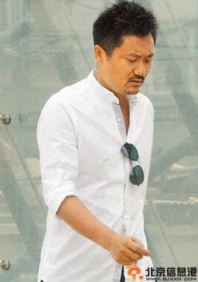 钟石个人资料家庭背景 钟小江前妻是谁受关注