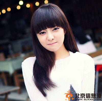 长发直发发型图片 清新又甜美