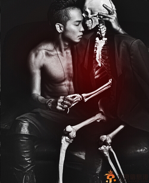 设计师张驰个人资料微博 与张馨予搭档惹关注