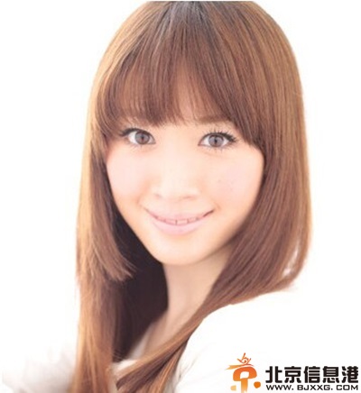 圆脸直发发型图片赏析 让你瞬间变成小V脸