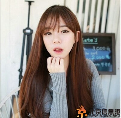 圆脸直发发型图片赏析 让你瞬间变成小V脸