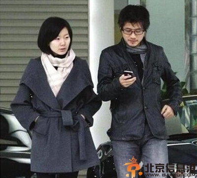 韩寒妻子金丽华怀二胎即将生产 遭曝光情史曝光