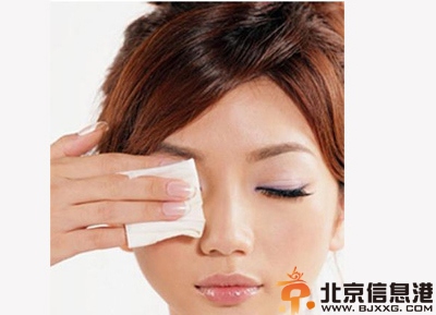 如何正确使用卸妆油 卸妆油怎么用