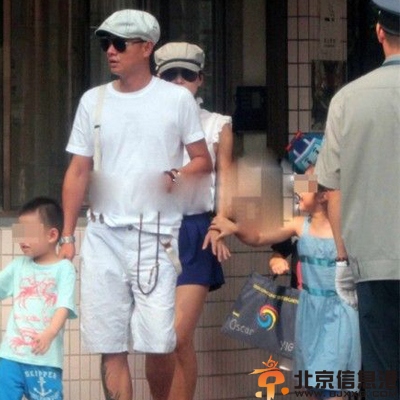 文章马伊琍共同接女儿放学 出轨门已是过眼云烟