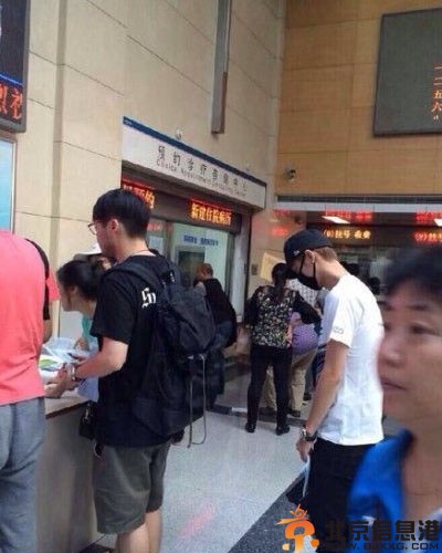 exo鹿晗生病停工 其个人资料微博照片遭热搜
