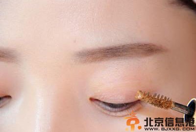 新娘妆造型教程图解 让你做最完美的新娘