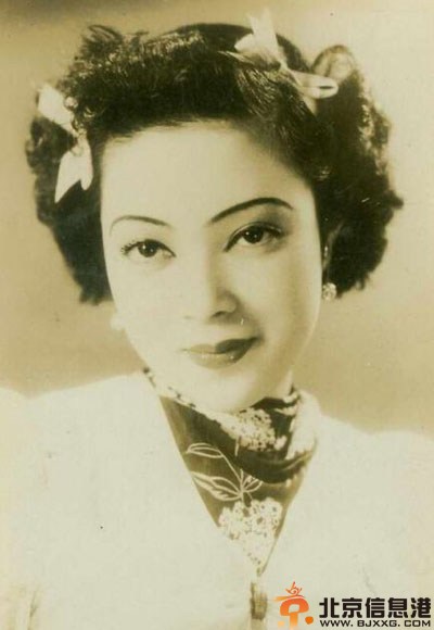 李香兰是谁 李香兰去世揭个人资料原名山口淑子