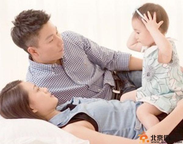 李小鹏恋情经过曝光 与妻子李安琪14岁一见钟情