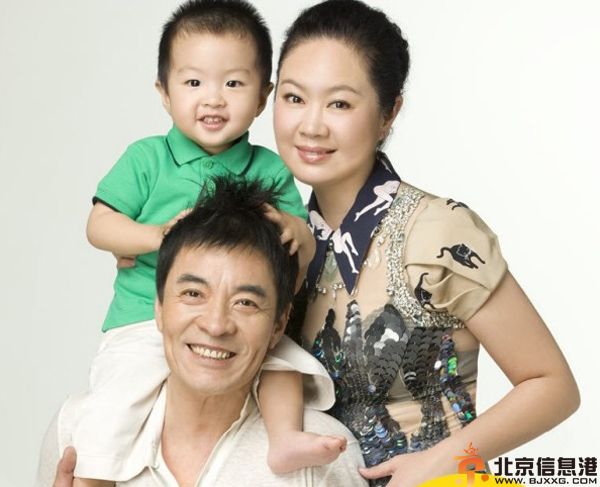 揭刘威老婆王晓宇儿子资料及照片 刘威和杨若兮是什么关系