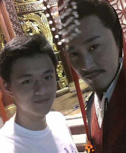 林峯弟弟林逸洺资料照片 曝与哥哥林峰女朋友吴千语不合