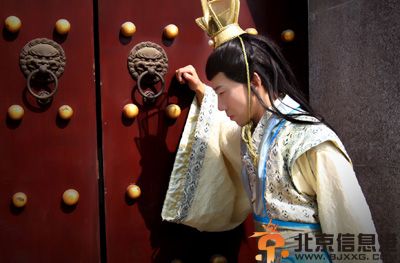 演员孔郁个人资料 澄清整容传闻力证健身效果