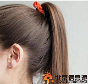 马尾辫松踏怎么办 轻松打造高挺马尾辫