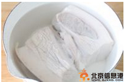 青椒回锅肉的做法分享 教你做出好吃的回锅肉