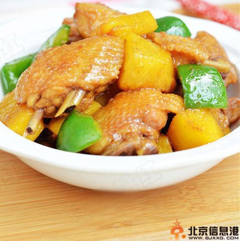 菠萝鸡翅的做法推荐 消暑开胃味道好
