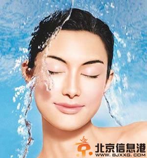 化妆水有哪些种类 根据自己的需求来选择