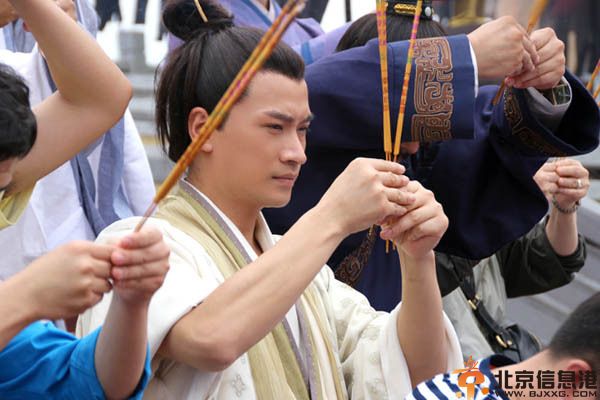 半为苍生半美人举办开机仪式 将重新演绎华佗的故事