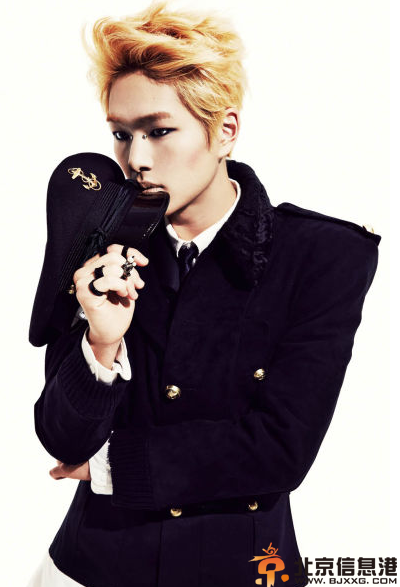 shinee温流声带受损缺席印尼巡演 揭女友金正雅照片及个人资料