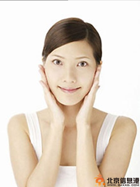 脸部瘦脸按摩手法 坚持八步都浮肿说再见