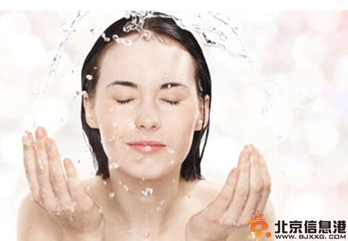 洗脸的正确方法 教你怎么洗脸是是对的