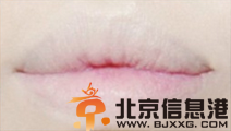 咬唇妆的画法图解 四步画法打造魅力唇妆